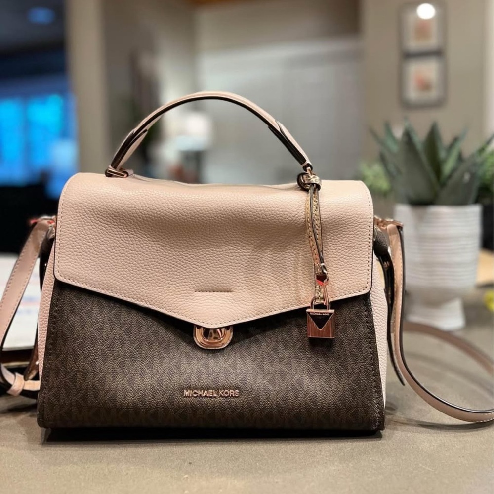 MICHAEL KORS • Bristol Medium Satchel